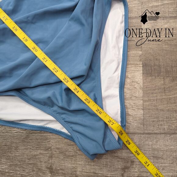 Eomenie Cross Front Cut Out One Piece Swimsuit Size M - Picture 6 of 7